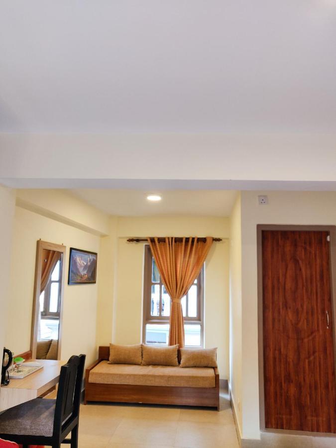 Hotel Central Bhatgoan 외부 사진