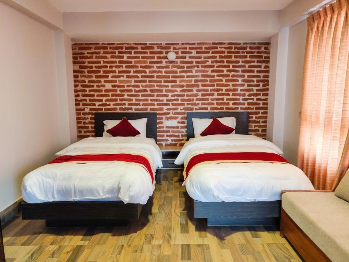 Hotel Central Bhatgoan 외부 사진