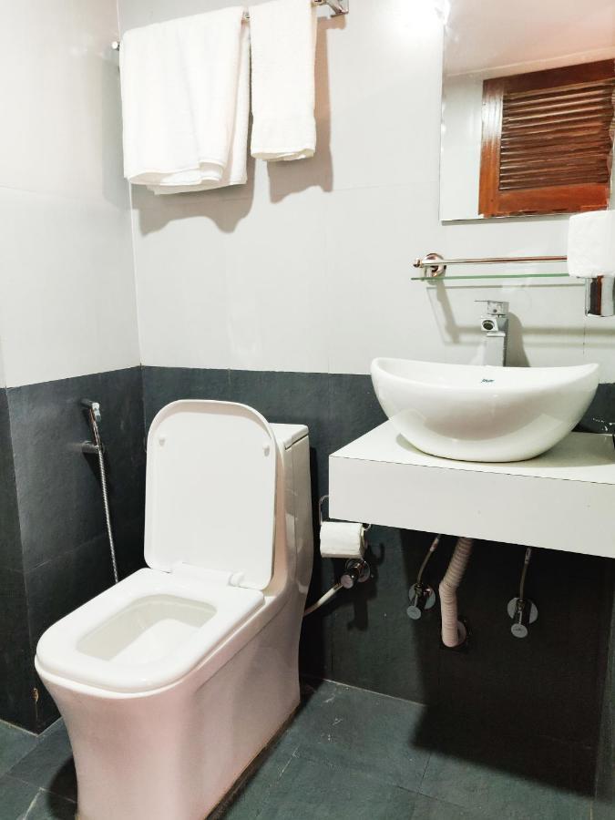 Hotel Central Bhatgoan 외부 사진