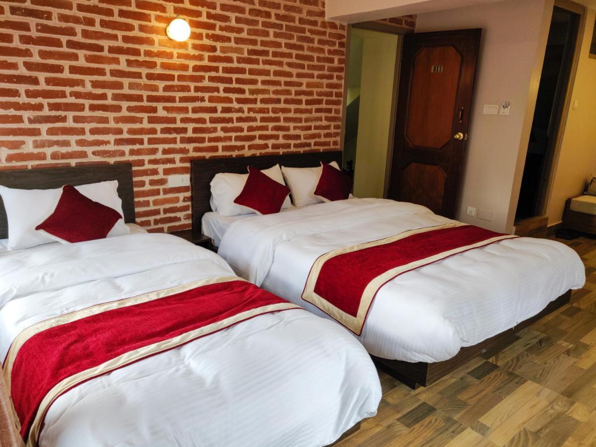 Hotel Central Bhatgoan 외부 사진